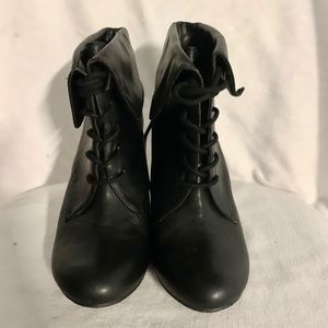 Nine West Wedge bootie size 10 Black Ankle Boots